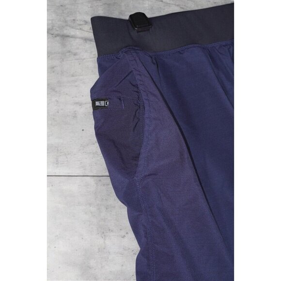 Fabletics The Franchise Shorts Men's Size Medium Solid Blue Athletic Shorts - Picture 2 of 12